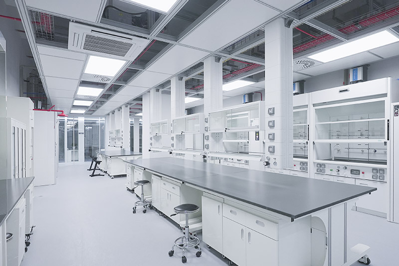 正蓝实验室革新：安全与科技的现代融合